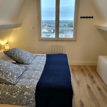 L'hermitage, Front De Pirou