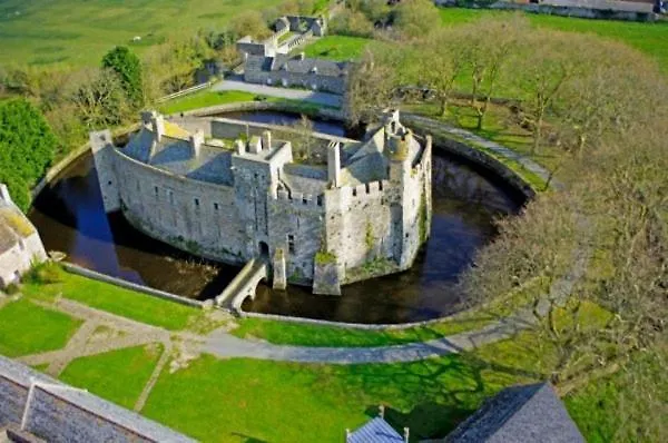 L'hermitage, Front De Pirou