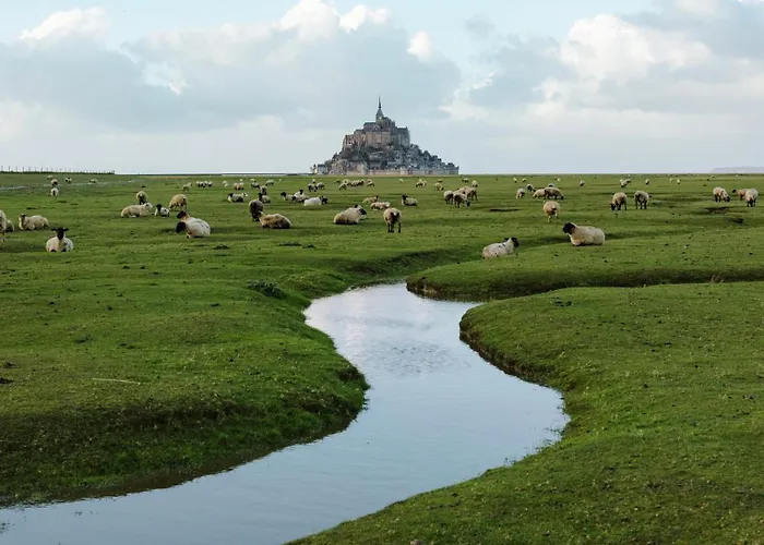 L'hermitage, Front De