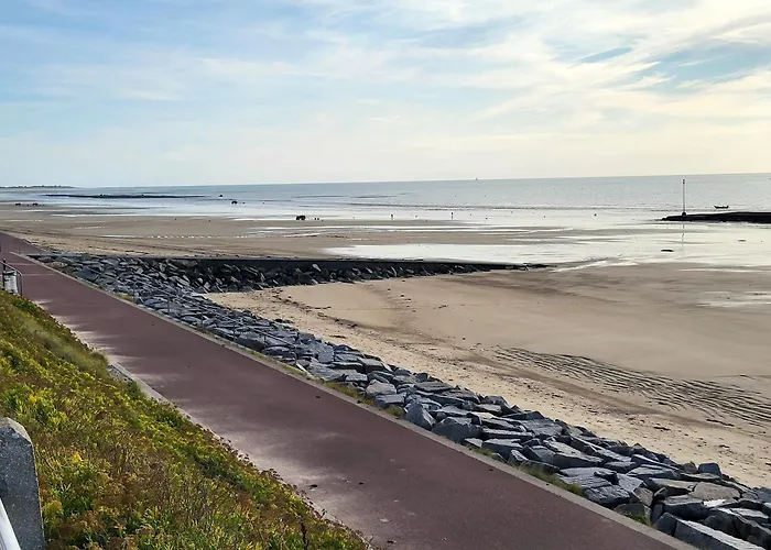 L'hermitage, Front De