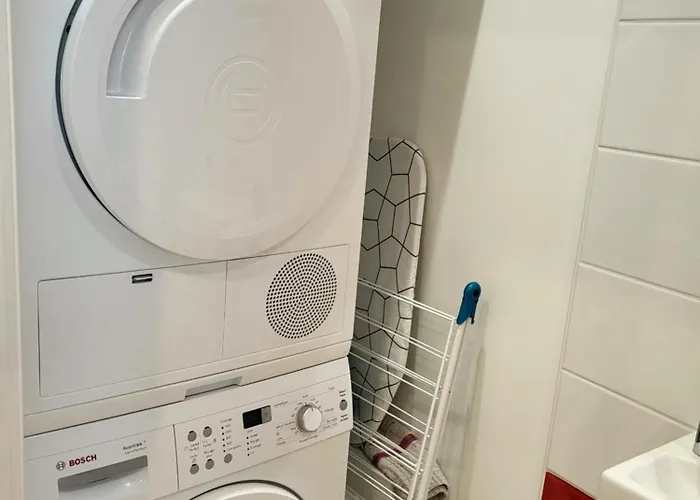 L'hermitage, Front De